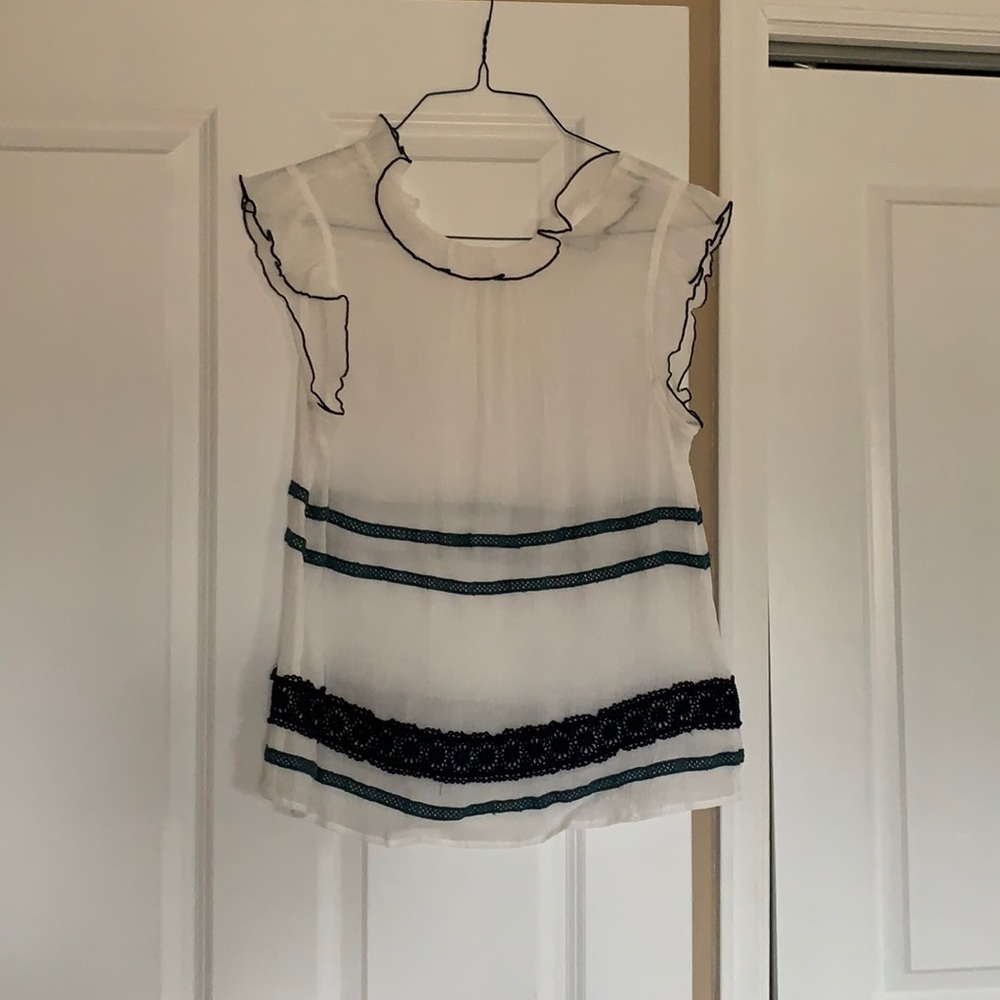 Blu pepper blue and white capped sleeve blouse
